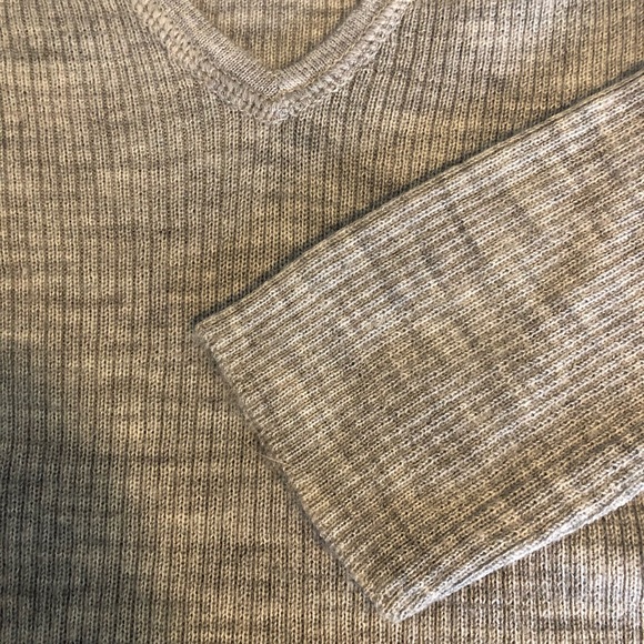 Club Monaco wool sweater - Picture 4 of 6